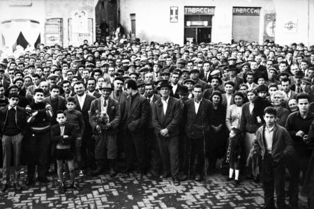 Oltre la Maschera: Rivelare la Verità e Riprendere la Sovranità Popolare